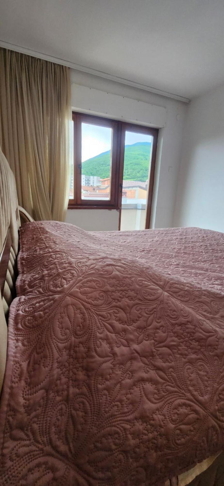 Lovely 1 Bedroom Within Walking Distance, Views ペーチ エクステリア 写真