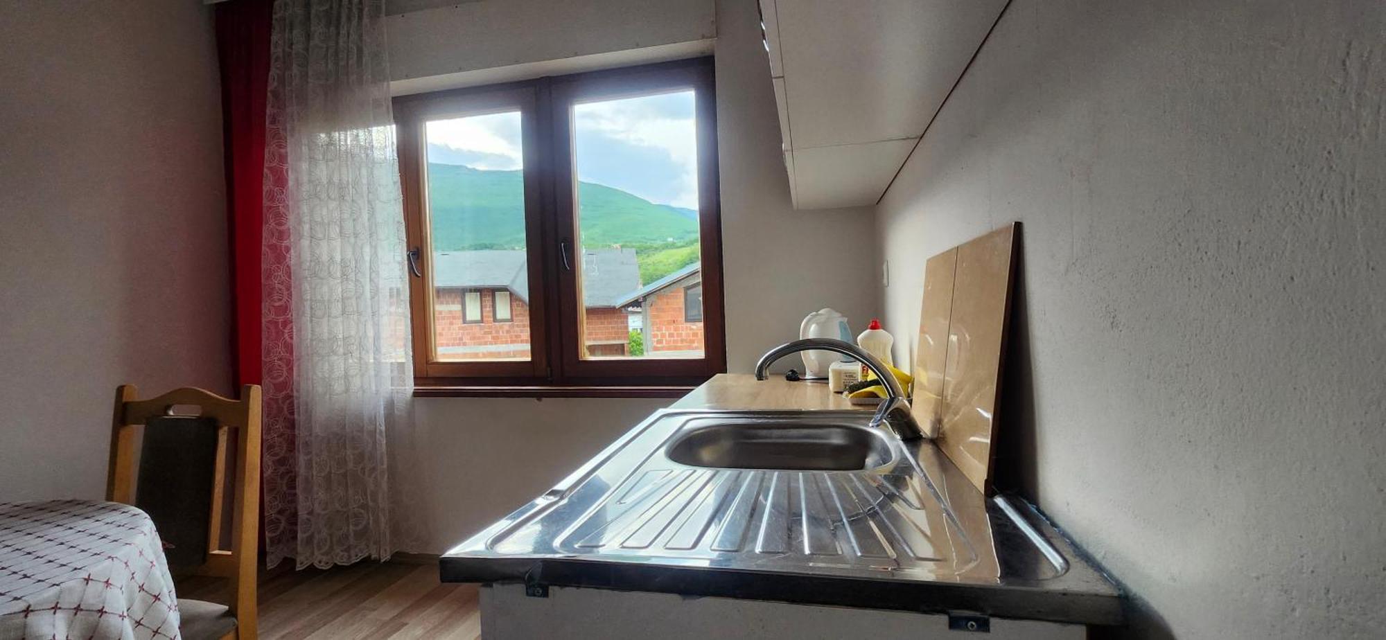 Lovely 1 Bedroom Within Walking Distance, Views ペーチ エクステリア 写真