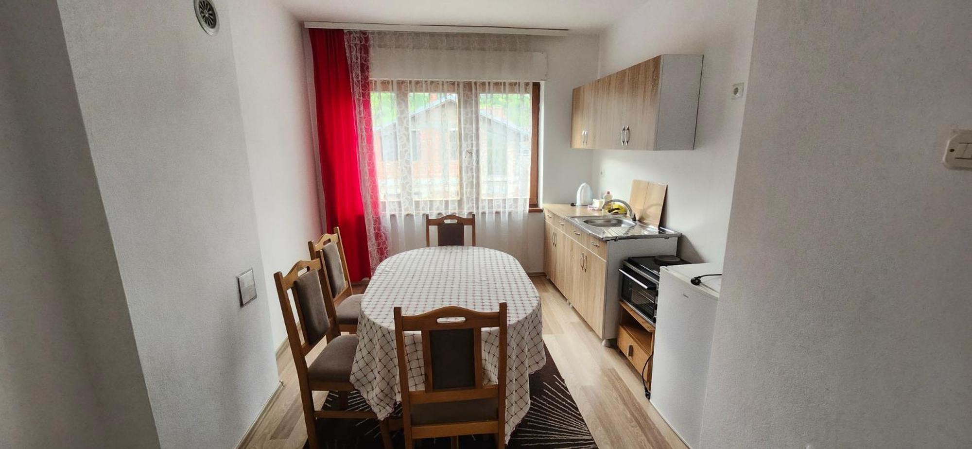 Lovely 1 Bedroom Within Walking Distance, Views ペーチ エクステリア 写真