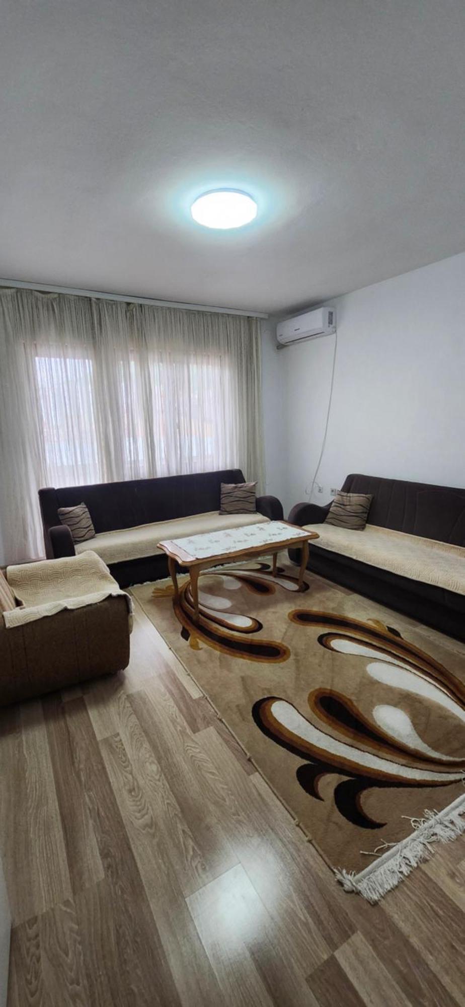 Lovely 1 Bedroom Within Walking Distance, Views ペーチ エクステリア 写真