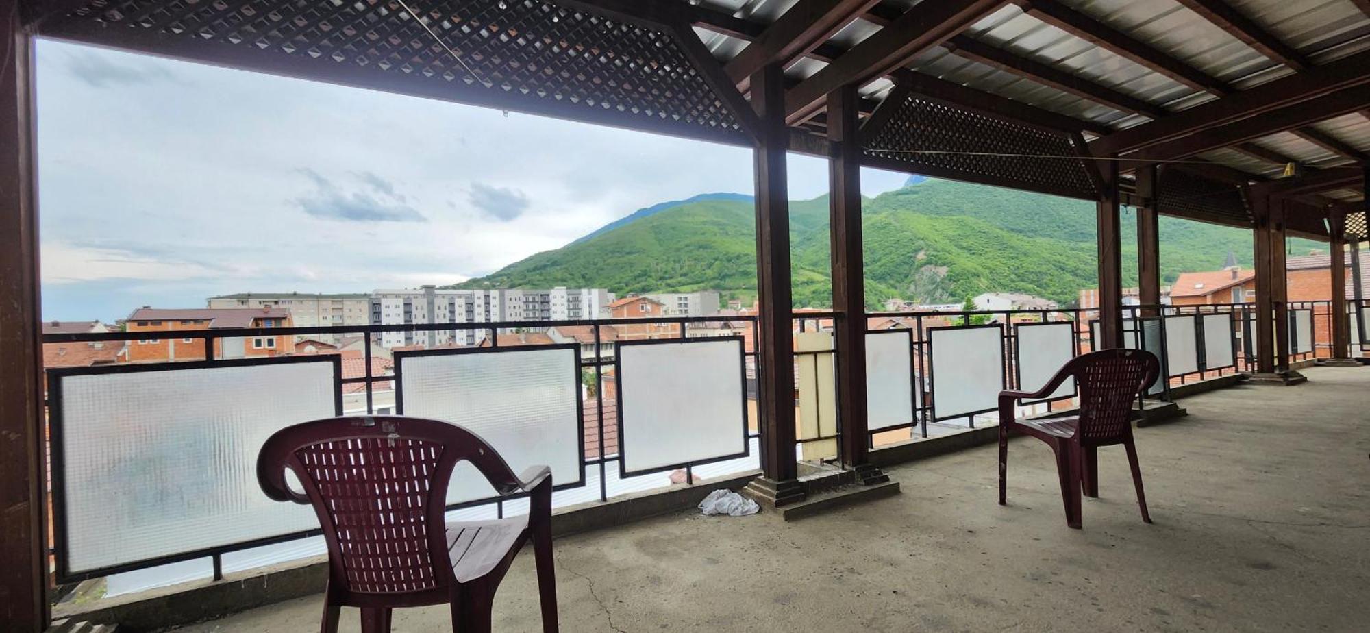 Lovely 1 Bedroom Within Walking Distance, Views ペーチ エクステリア 写真